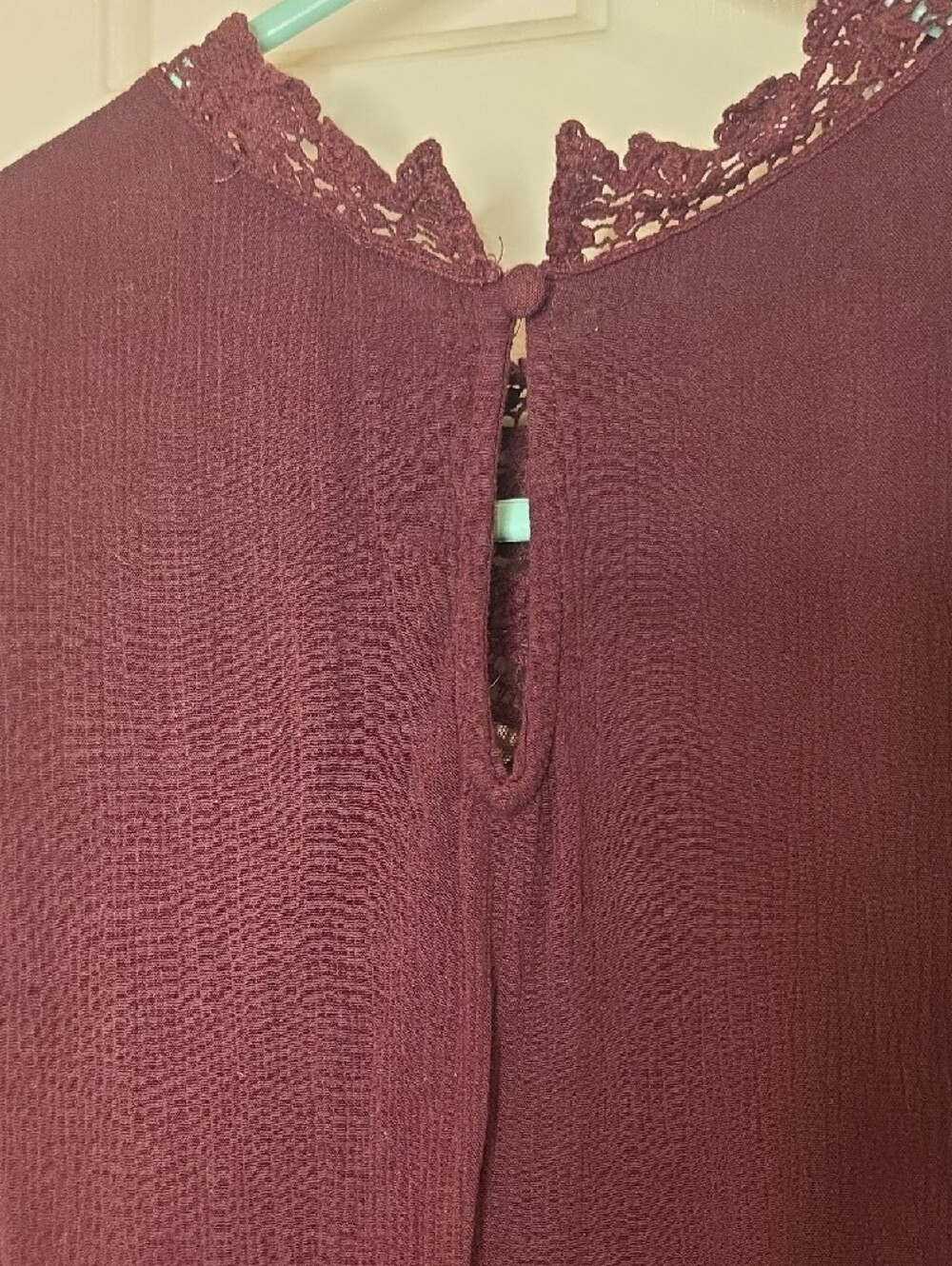 torrid Plum Crochet Yoke Sleeveless Camisole - Picture 4 of 5